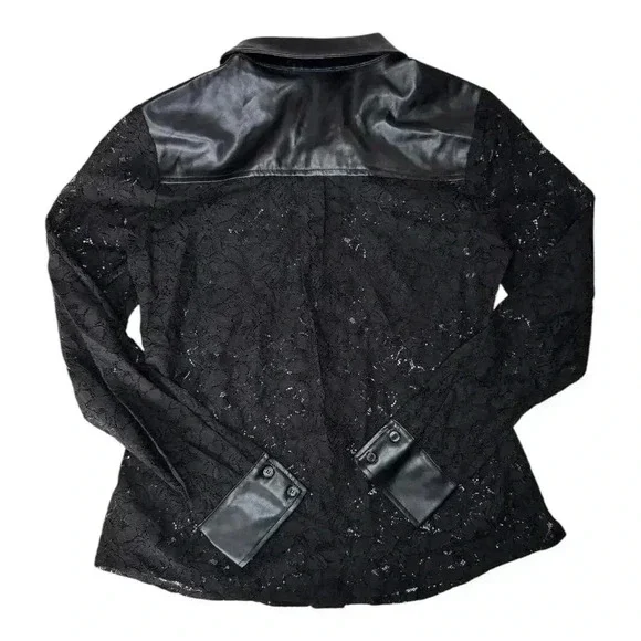 Central Park West Lace Long Sleeve Top - NWT - Size Medium - Picture 4 of 5